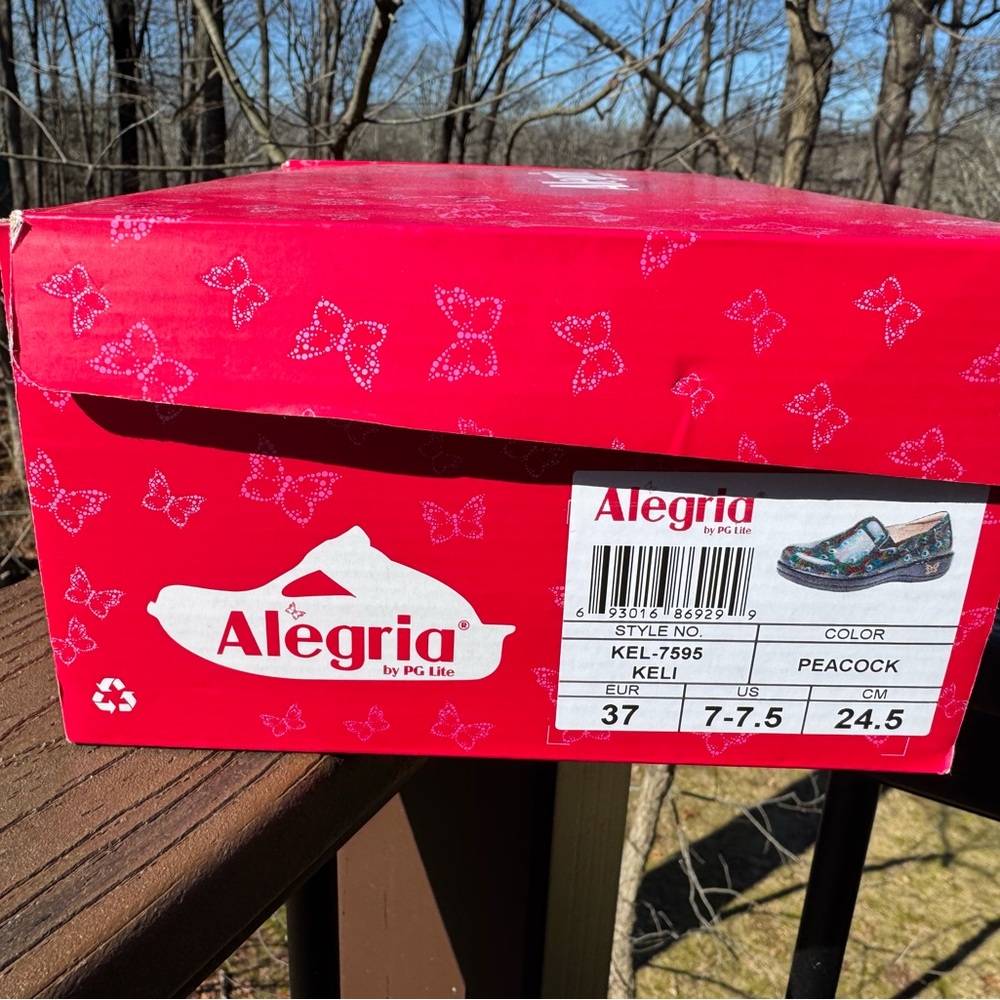 Alegria Clogs - image 3